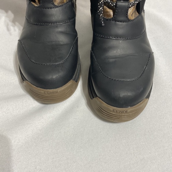 Fendi - winter boots - Picture 6 of 10